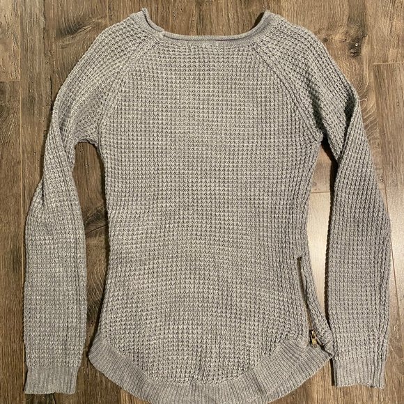 Grey Knit Sweater (Size Small) - Picture 3 of 3